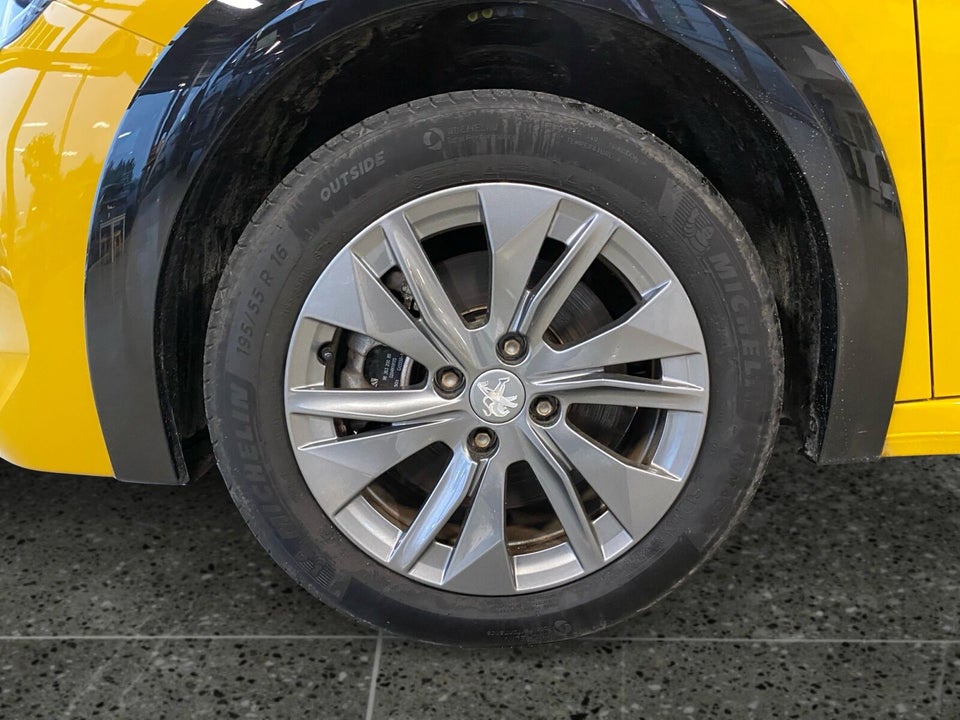 Peugeot e-208 50 Allure 5d