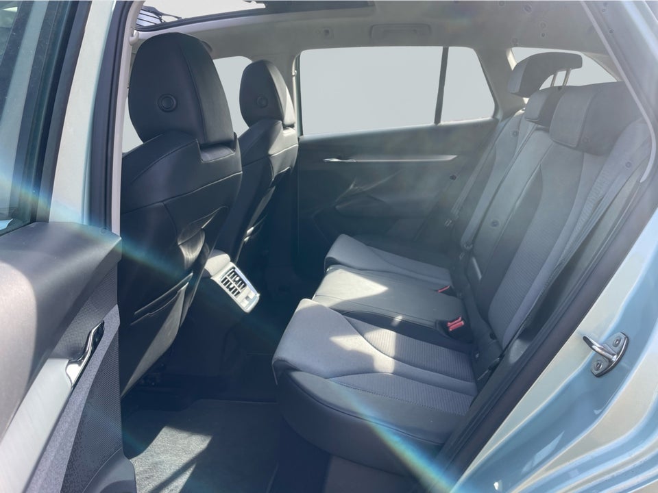 Skoda Enyaq 60 iV Loft 5d