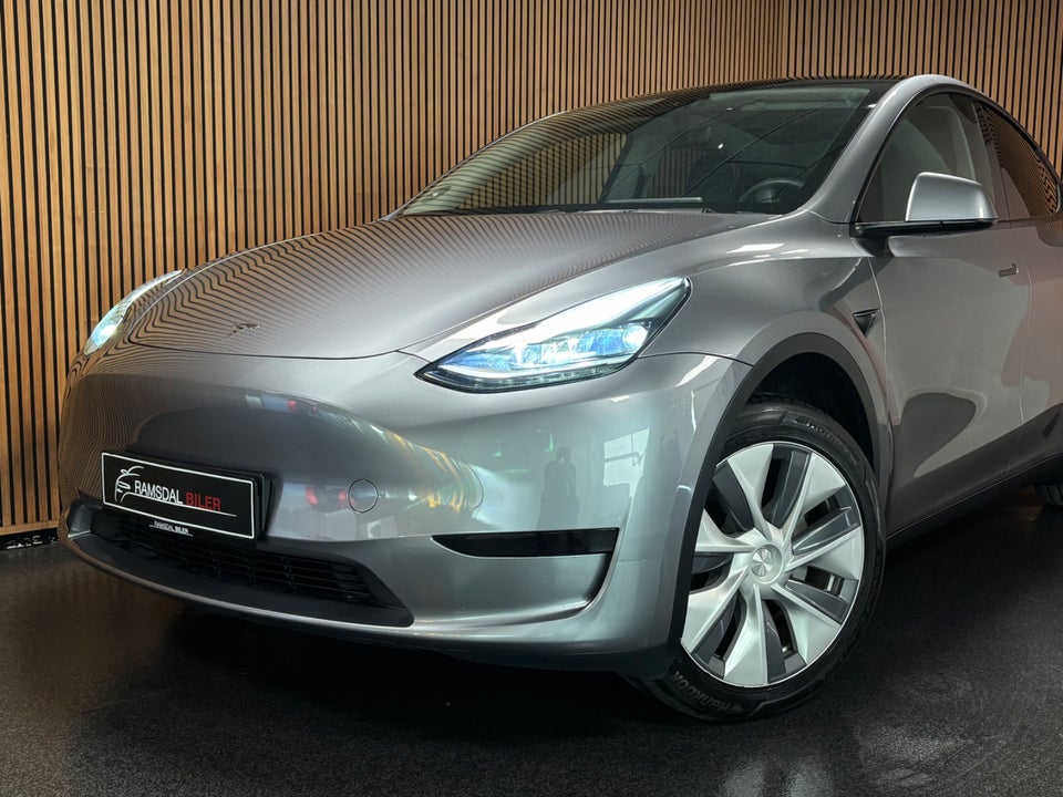 Tesla Model Y Long Range RWD 5d