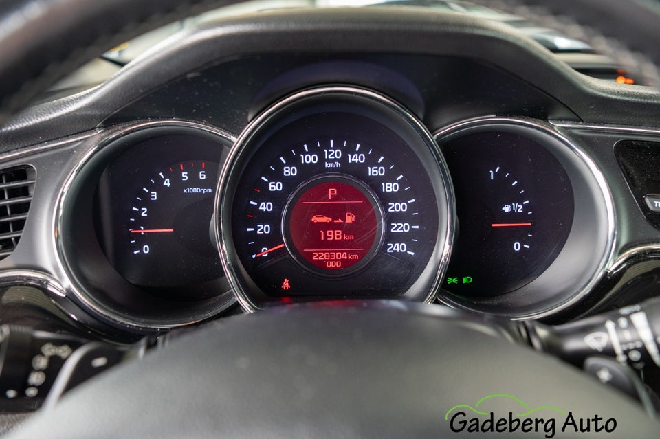 Kia Ceed 1,6 CRDi 136 Attraction SW DCT 5d