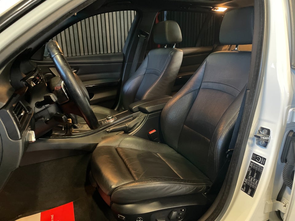 BMW 335i 3,0 Touring M-Sport xDrive Steptr. 5d