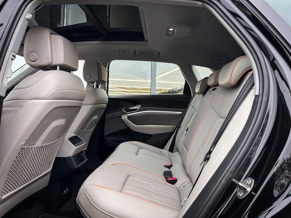 Audi e-tron 55 Advanced quattro 5d