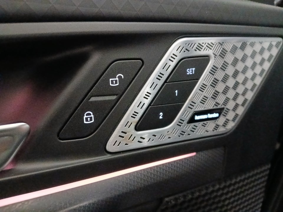 BMW iX2 eDrive20 Fully Charged M-Sport 5d