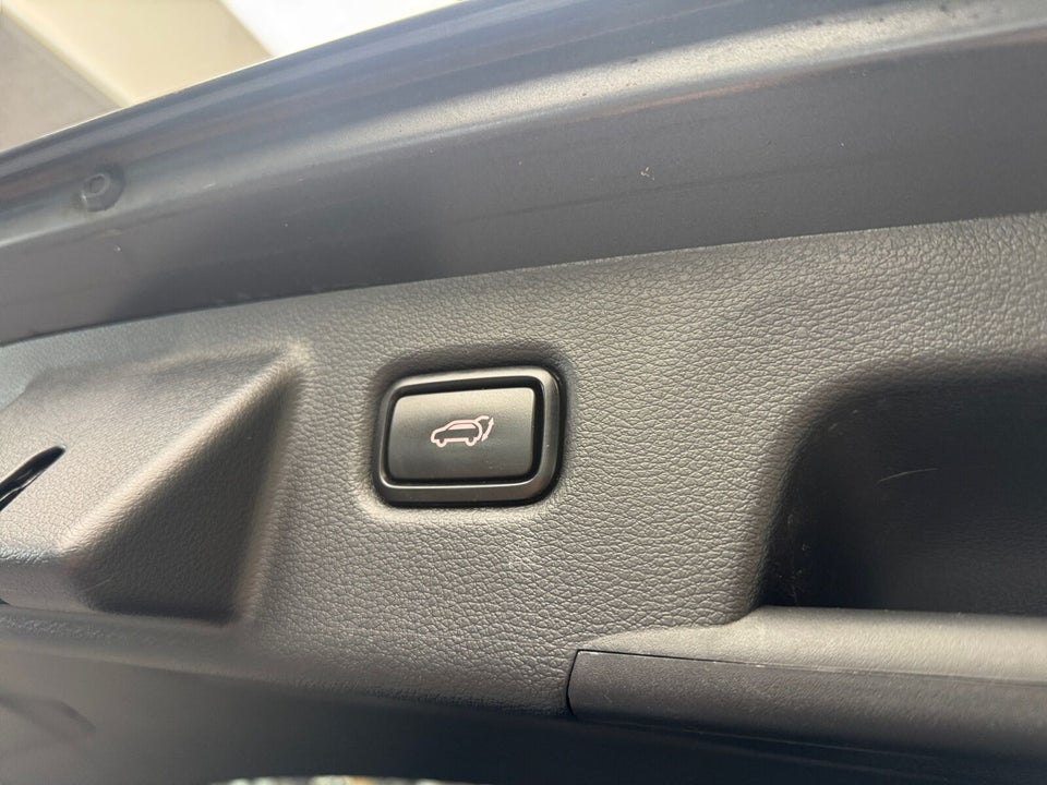Kia Ceed 1,6 PHEV Upgrade Premium SW DCT 5d