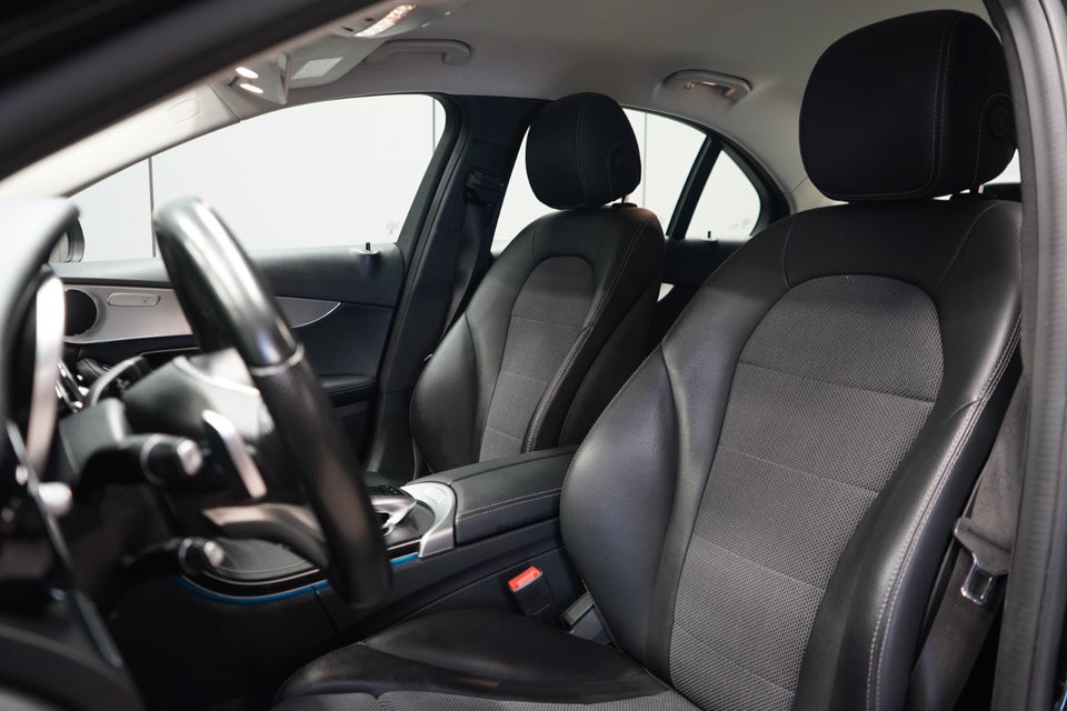 Mercedes C220 d 2,2 AMG Line aut. 4d