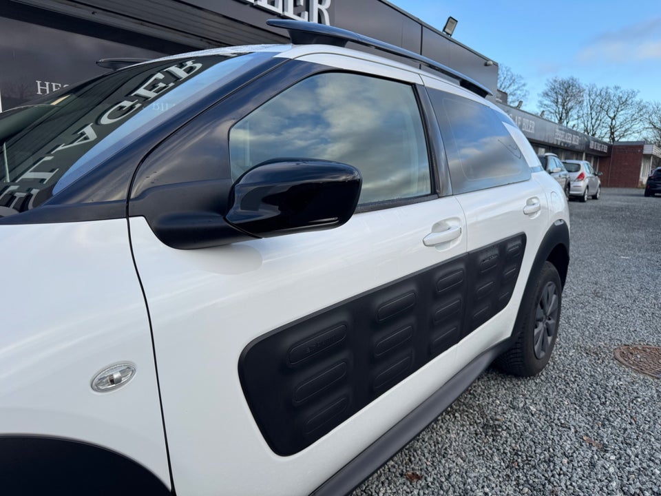 Citroën C4 Cactus 1,6 BlueHDi 100 Extravaganza 5d