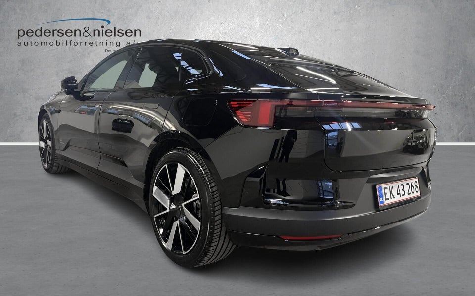 Polestar 4 Long Range AWD 5d