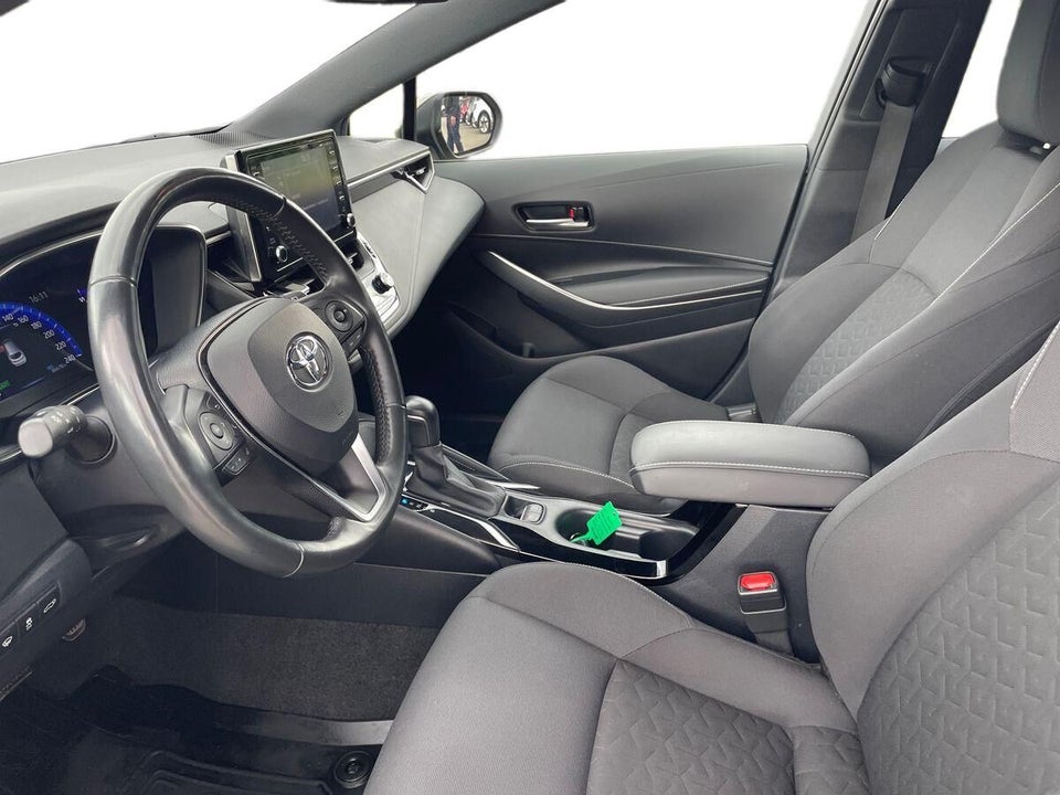 Toyota Corolla 1,8 Hybrid H3 Smart Touring Sports MDS 5d
