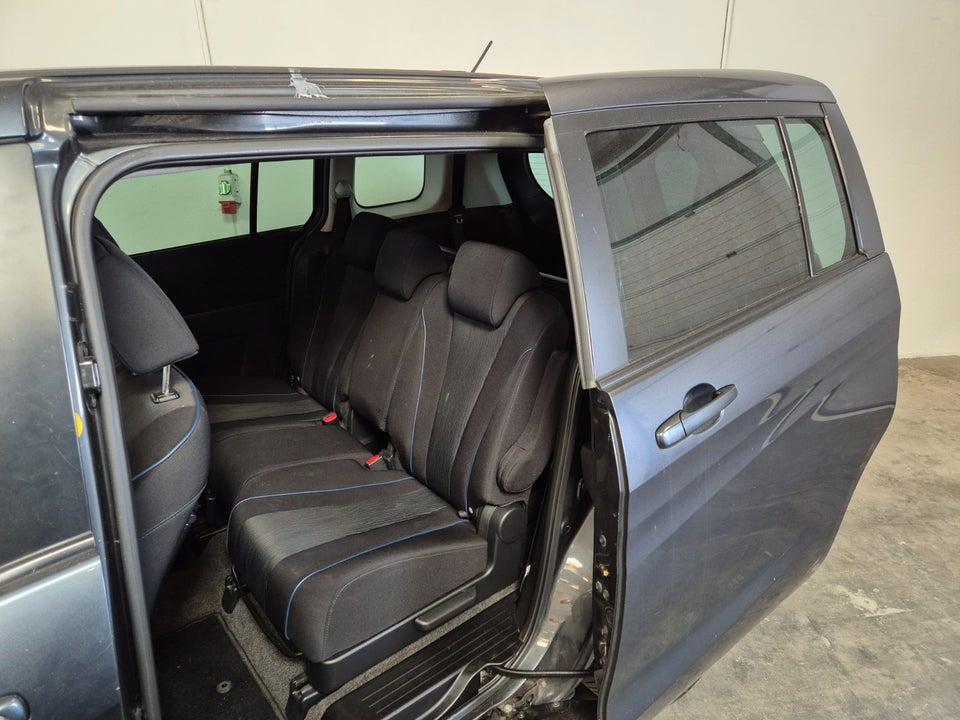 Mazda 5 2,0 Sport 5d