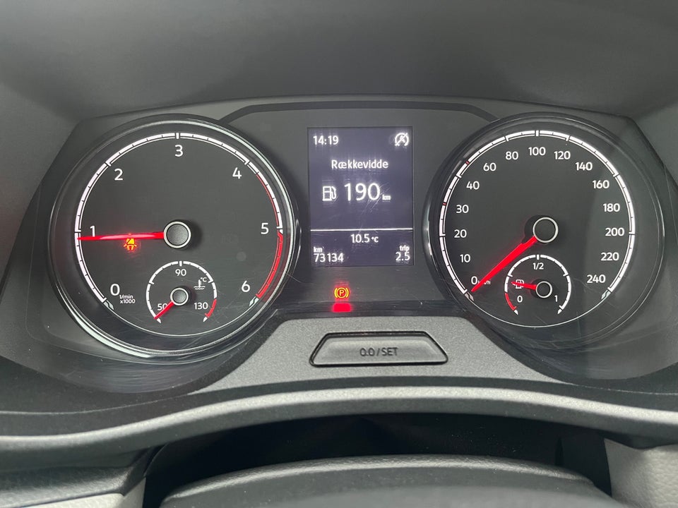 VW Transporter 2,0 TDi 110 Ladvogn lang