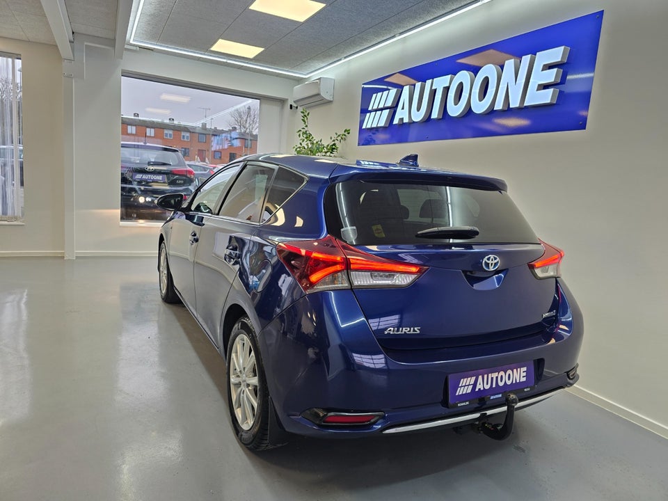 Toyota Auris 1,8 Hybrid H2 Comfort CVT 5d