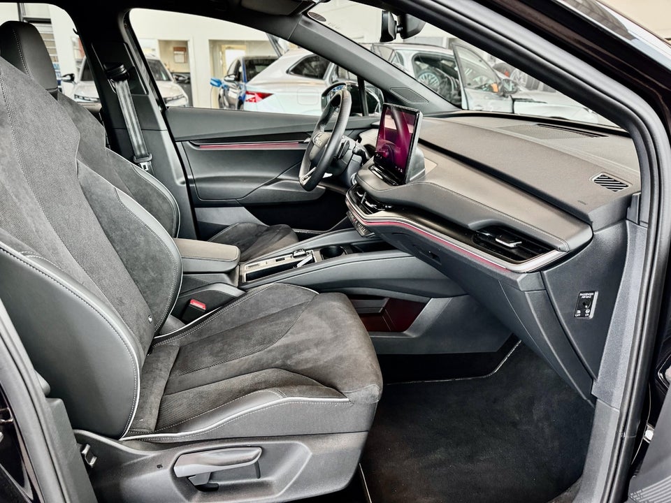 Skoda Enyaq 85x iV Sportline 5d