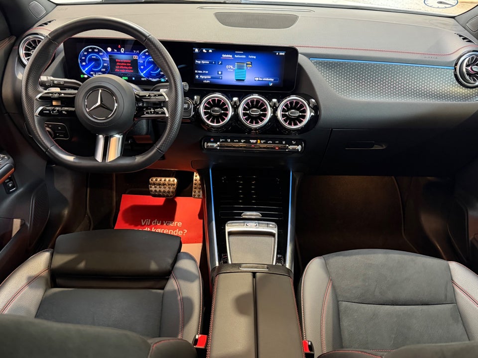 Mercedes EQA350 AMG Line 4Matic 5d