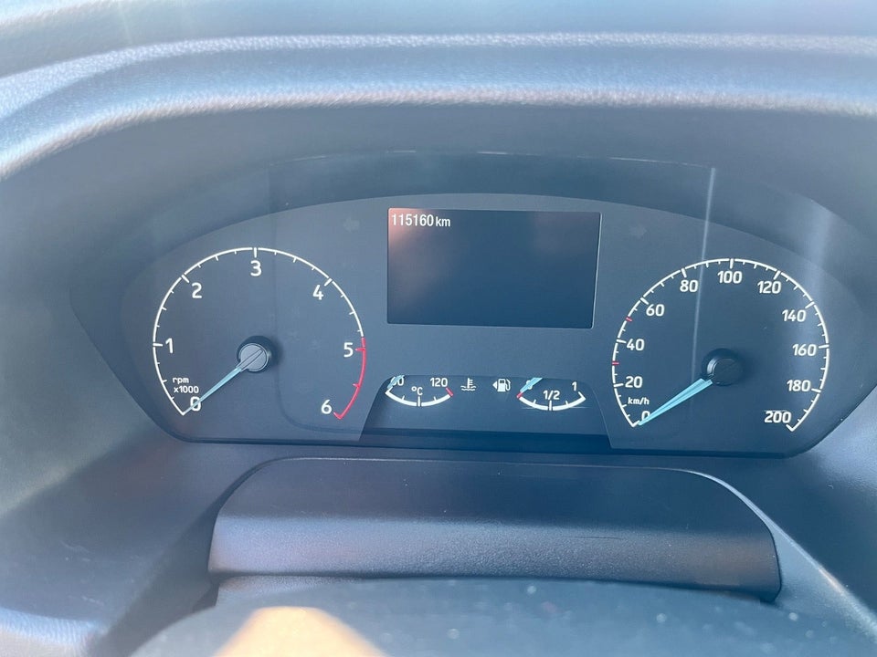 Ford Transit 350 L4 Chassis 2,0 TDCi 170 Mandskabsvogn m/lad RWD