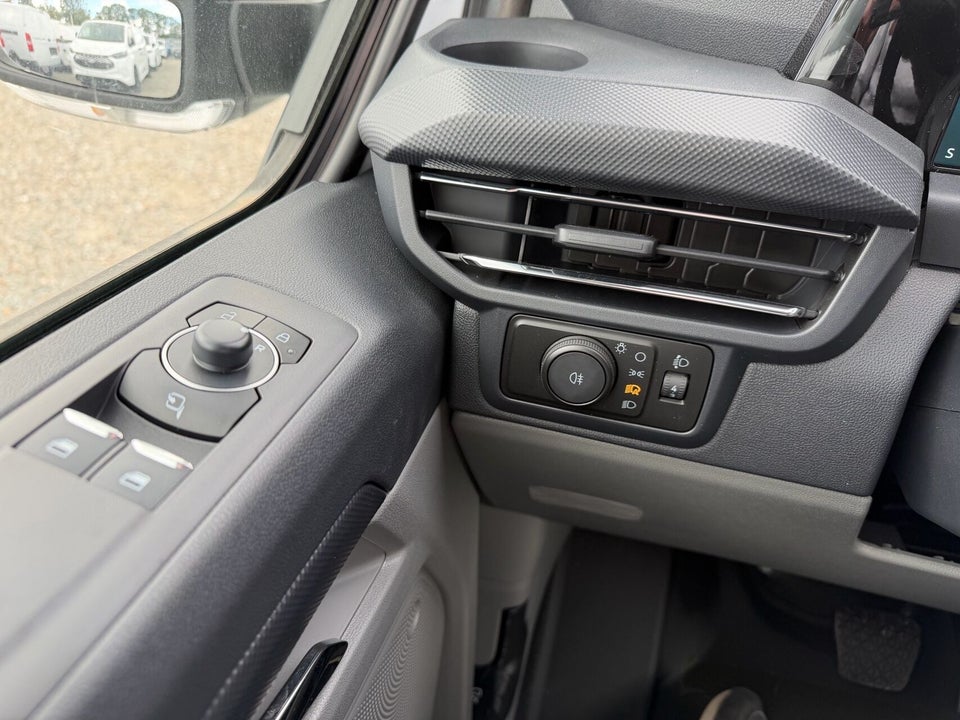 Ford E-Transit Custom 320 L1 64 Limited