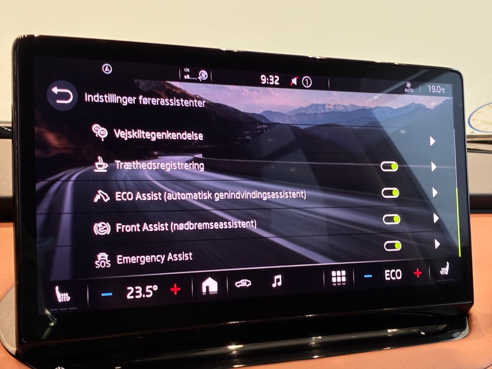 Skoda Enyaq 80 iV Plus ecoSuite 5d