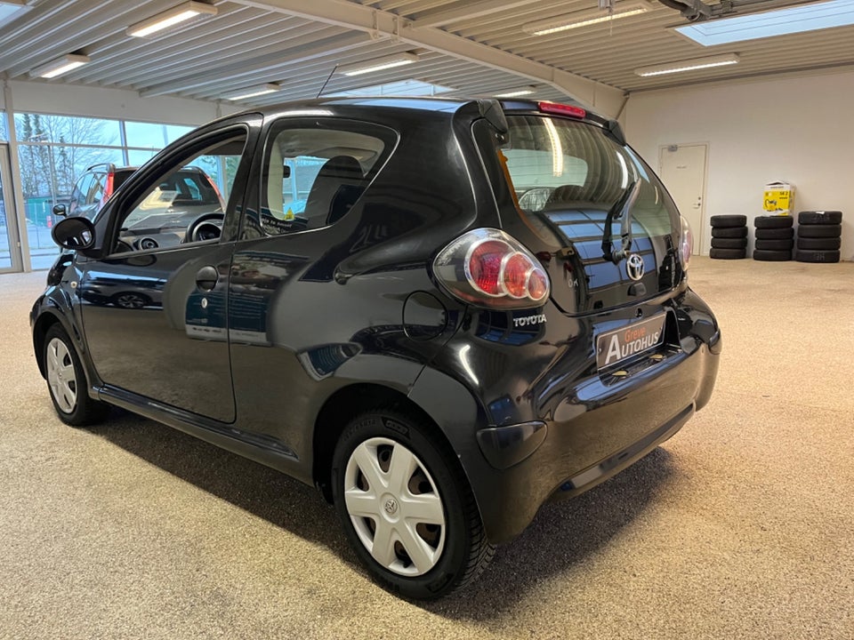 Toyota Aygo 1,0 Black 3d