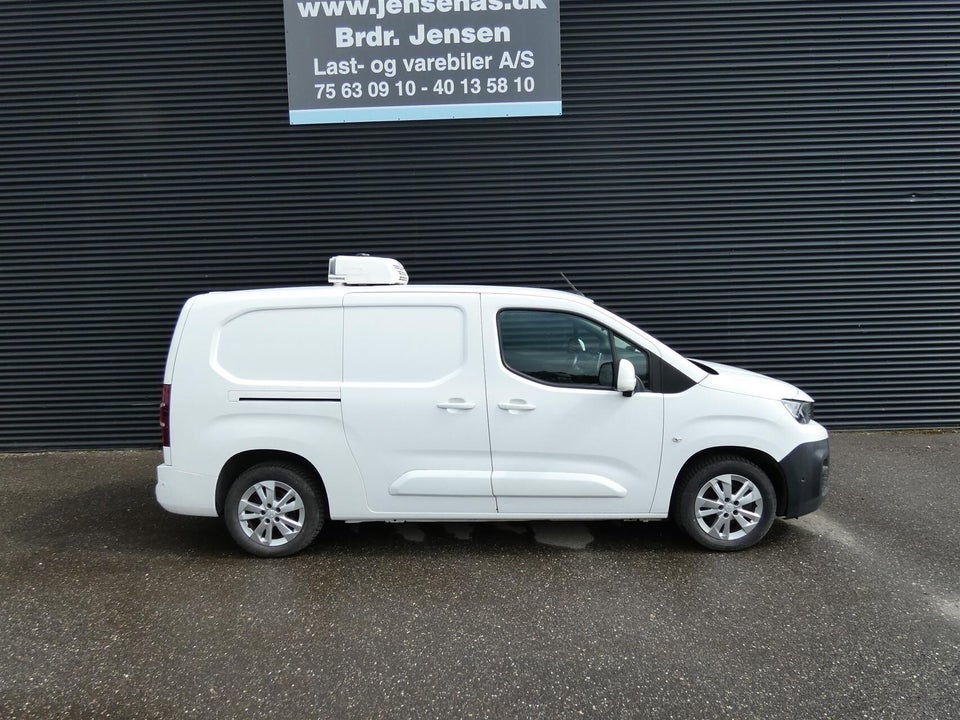 Peugeot Partner 1,5 BlueHDi 130 L2V2 Ultimate EAT8 Van