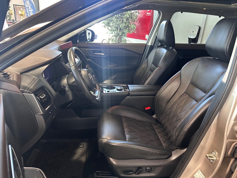 Nissan X-Trail 1,5 e-4ORCE Tekna+ aut. 7prs 5d
