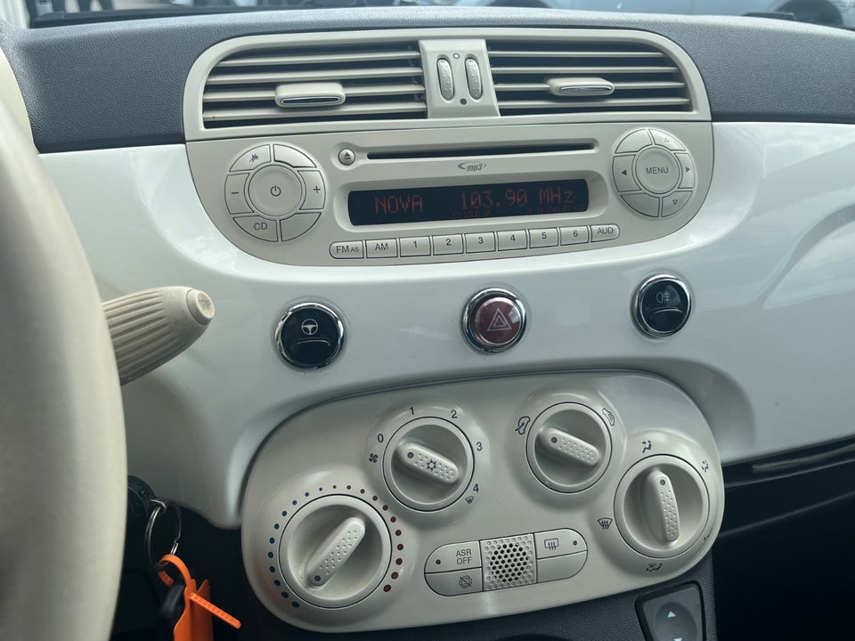 Fiat 500 1,2 Lounge 3d