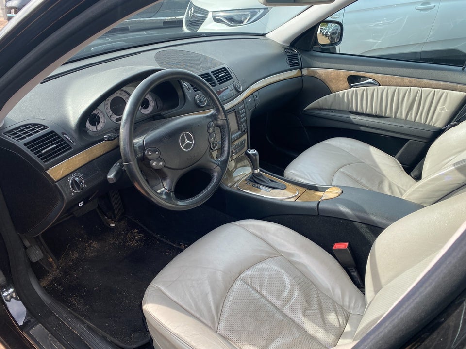 Mercedes E200 1,8 Kompressor Avantgarde aut. 4d