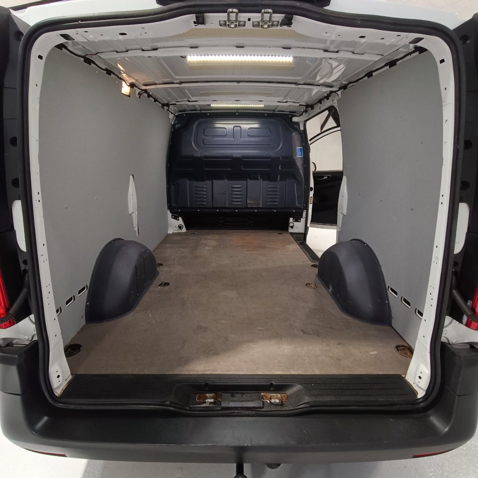 Mercedes Vito 114 2,0 CDi Kassevogn aut. L RWD
