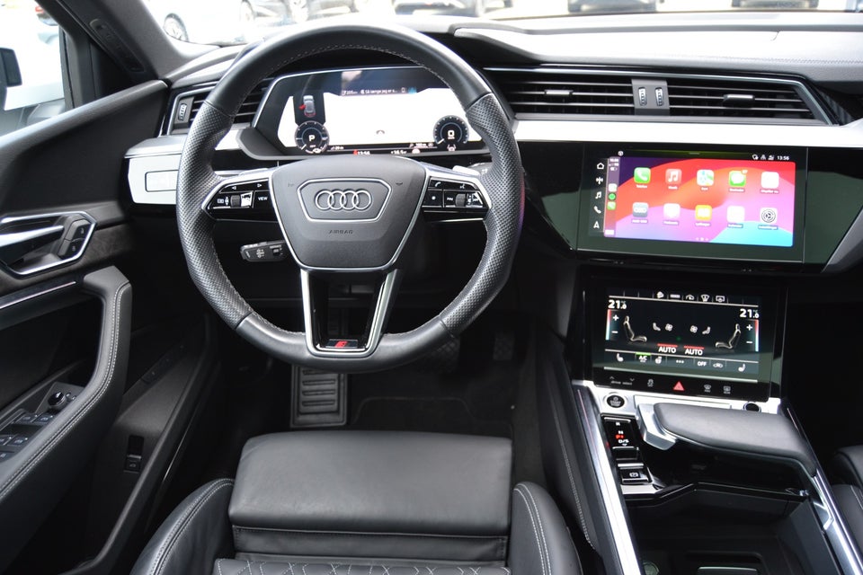 Audi e-tron 55 S-line quattro 5d