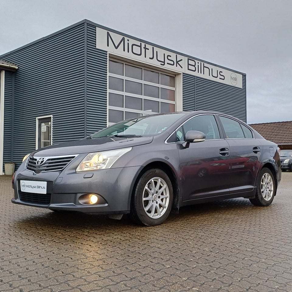 Toyota Avensis 1,8 VVT-i T1 4d
