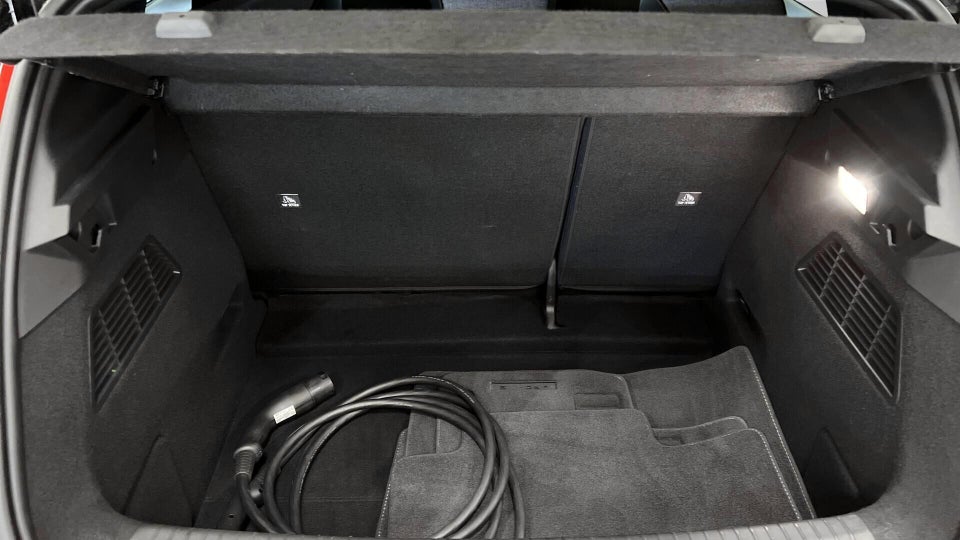 Renault Megane E-Tech 60 Techno 5d