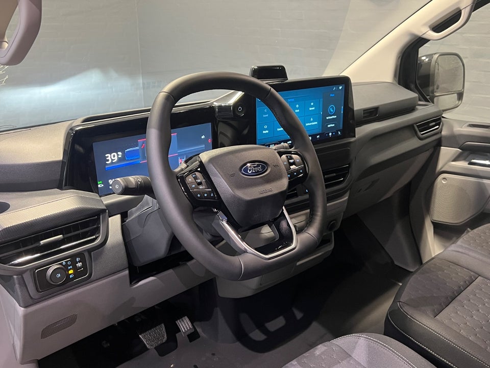 Ford E-Transit Custom 340 L2 71 Limited AWD