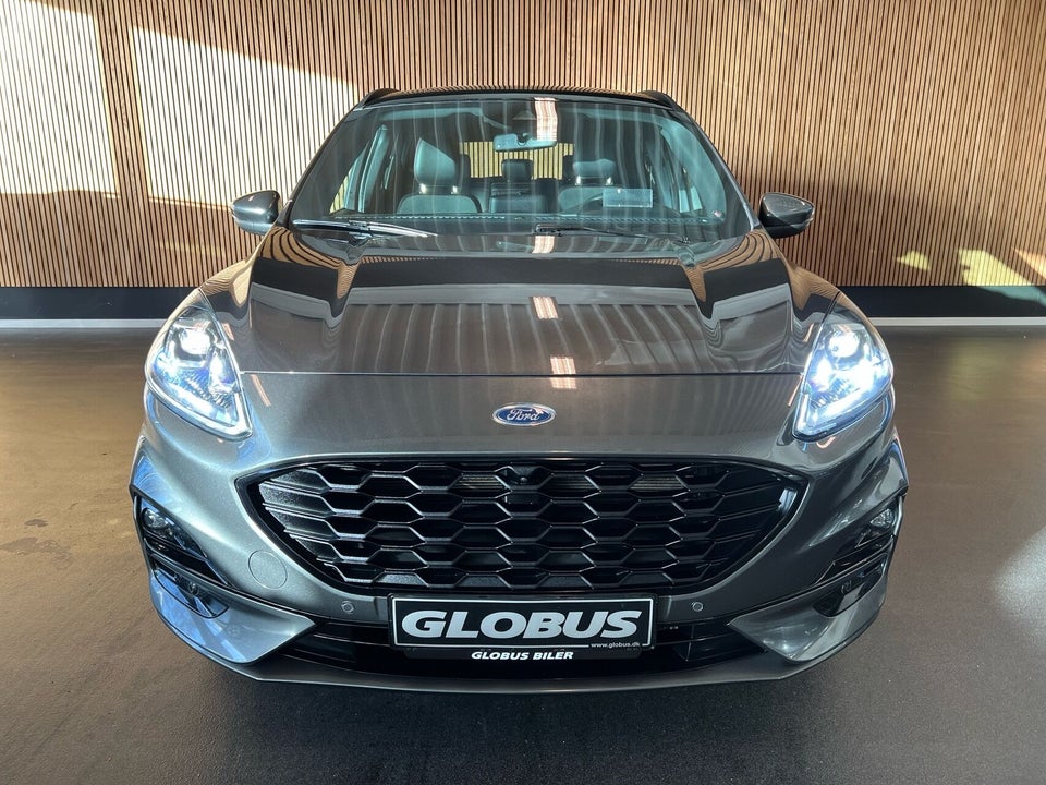 Ford Kuga 2,5 PHEV ST-Line X CVT 5d