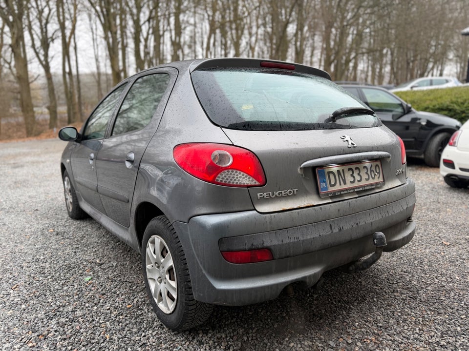 Peugeot 206+ 1,4 HDi 68 Active 5d