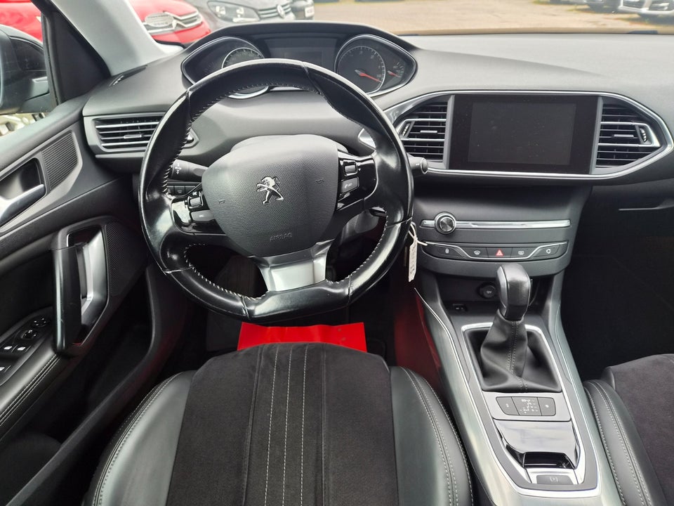 Peugeot 308 1,6 BlueHDi 120 Active SW EAT6 5d
