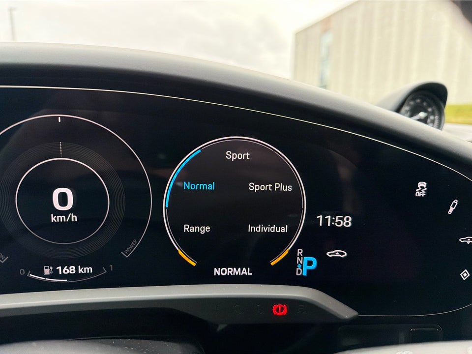 Porsche Taycan 4S Performance+ Cross Turismo 5d