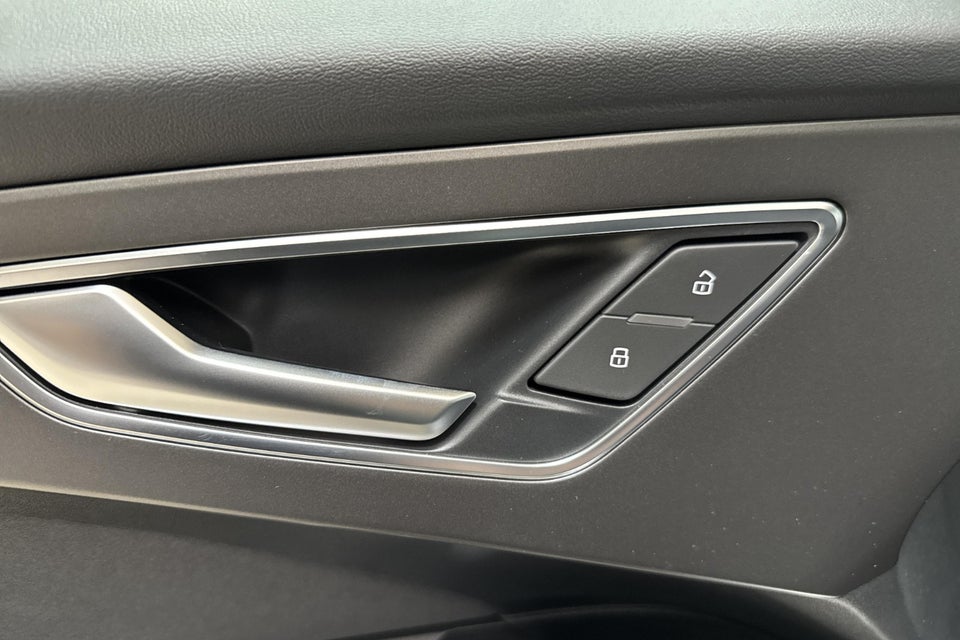 Audi Q4 e-tron performance 5d