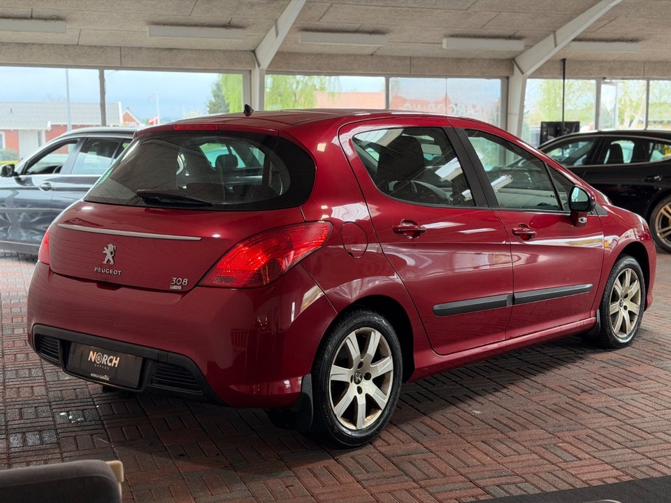 Peugeot 308 1,6 e-HDi 112 Access 5d