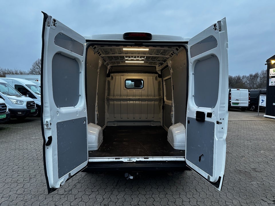 Citroën Jumper 33 2,2 BlueHDi 140 L2H2