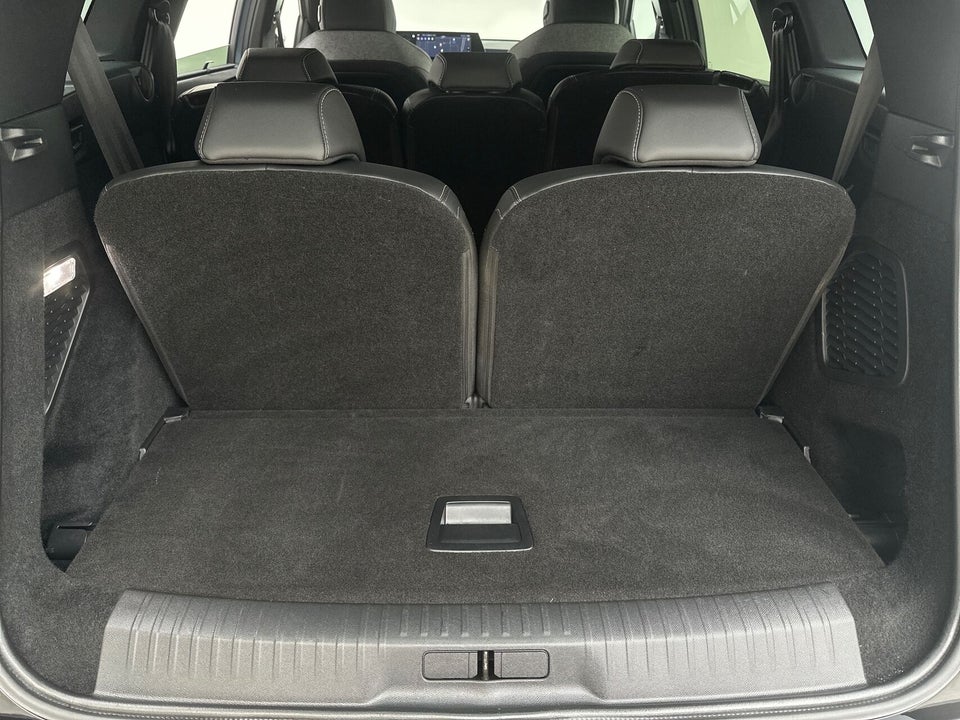 Peugeot e-5008 77 GT Pack AWD 7prs 5d