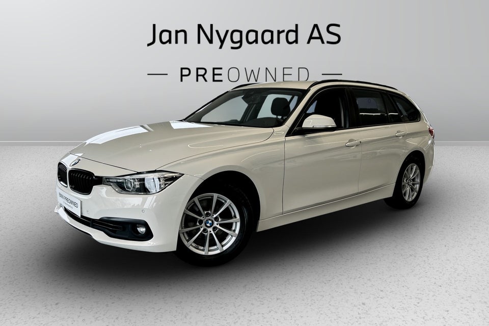 BMW 320i 2,0 Touring Executive aut. 5d