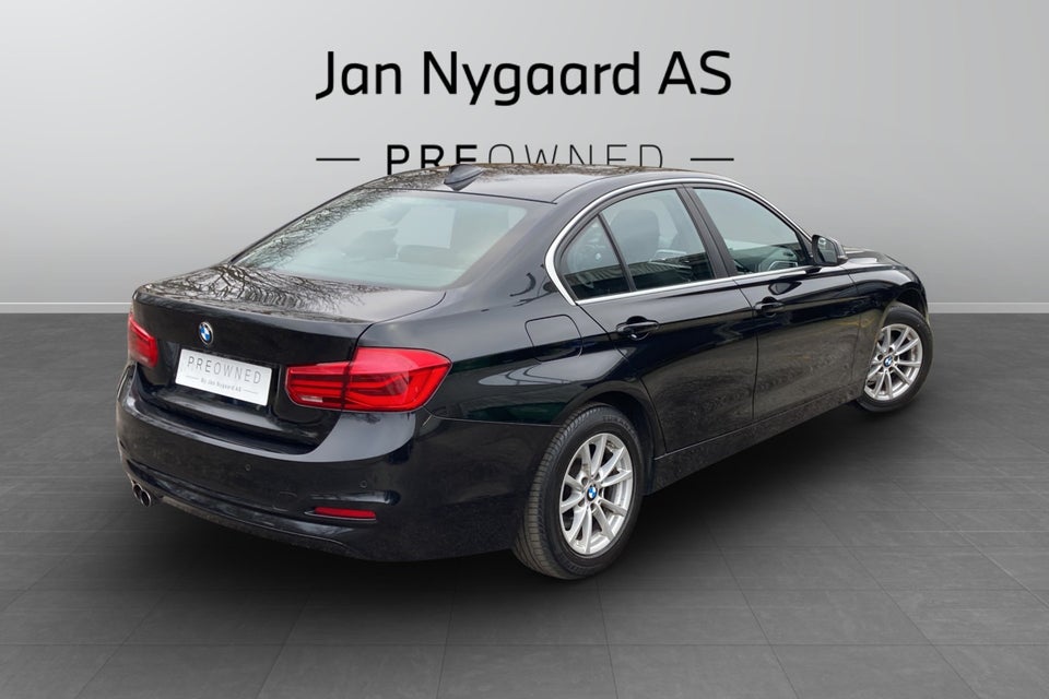 BMW 320i 2,0 Executive aut. 4d