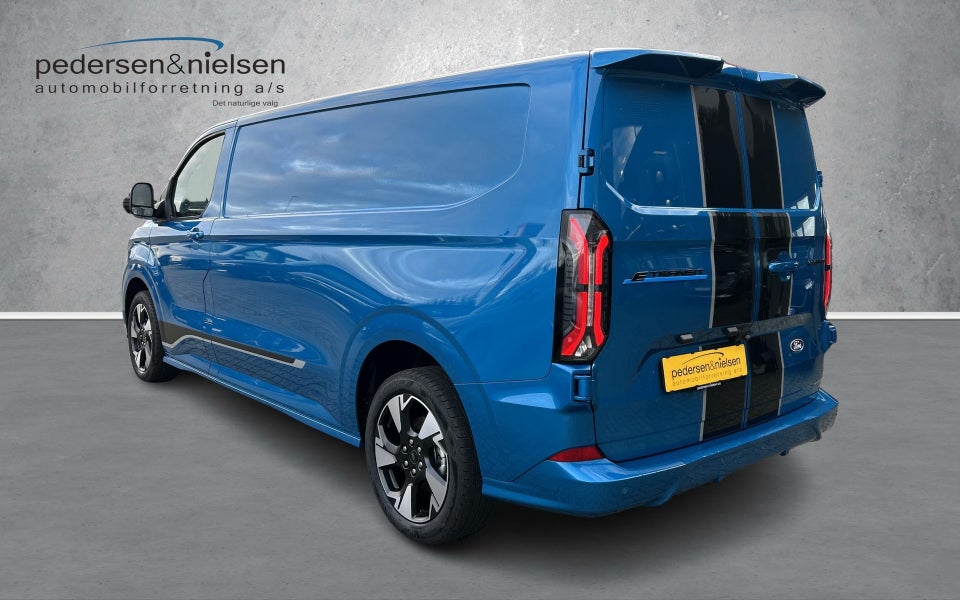 Ford E-Transit Custom 340L 64 Sport
