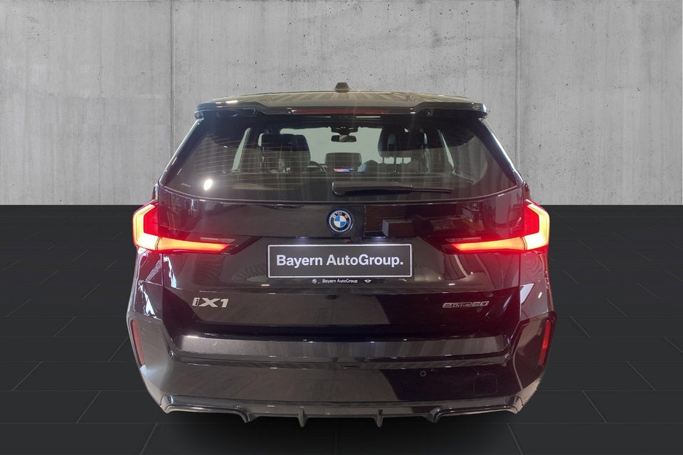 BMW iX1 eDrive20 M-Sport 5d
