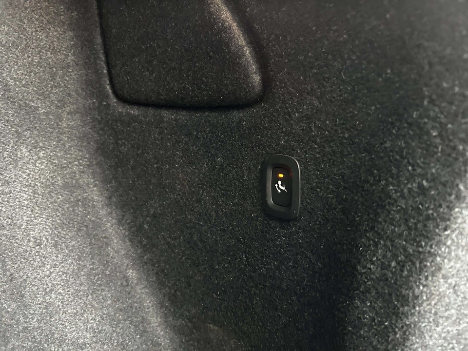 Volvo XC40 P6 ReCharge Core 5d