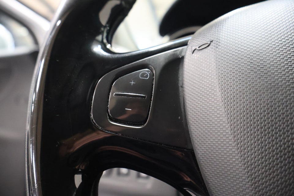 Renault Clio IV 0,9 TCe 90 Expression 5d