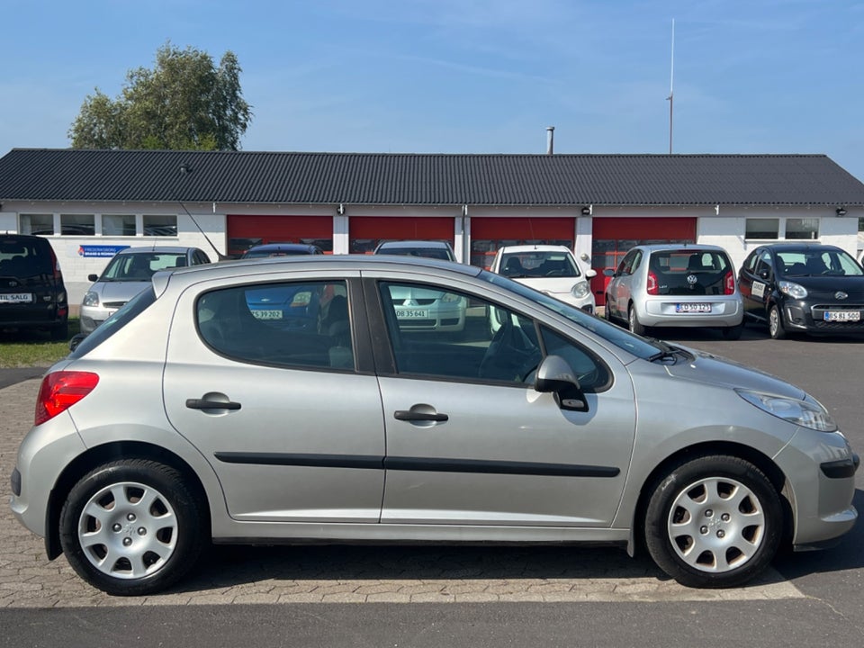 Peugeot 207 1,4 XR+ 5d