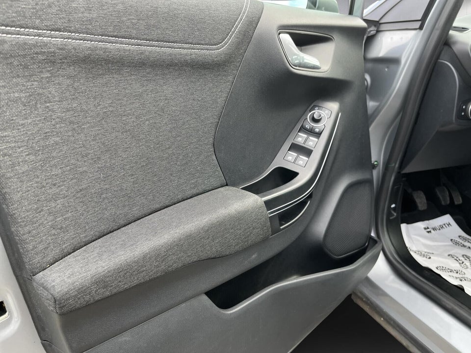 Ford Puma 1,0 EcoBoost mHEV Titanium 5d