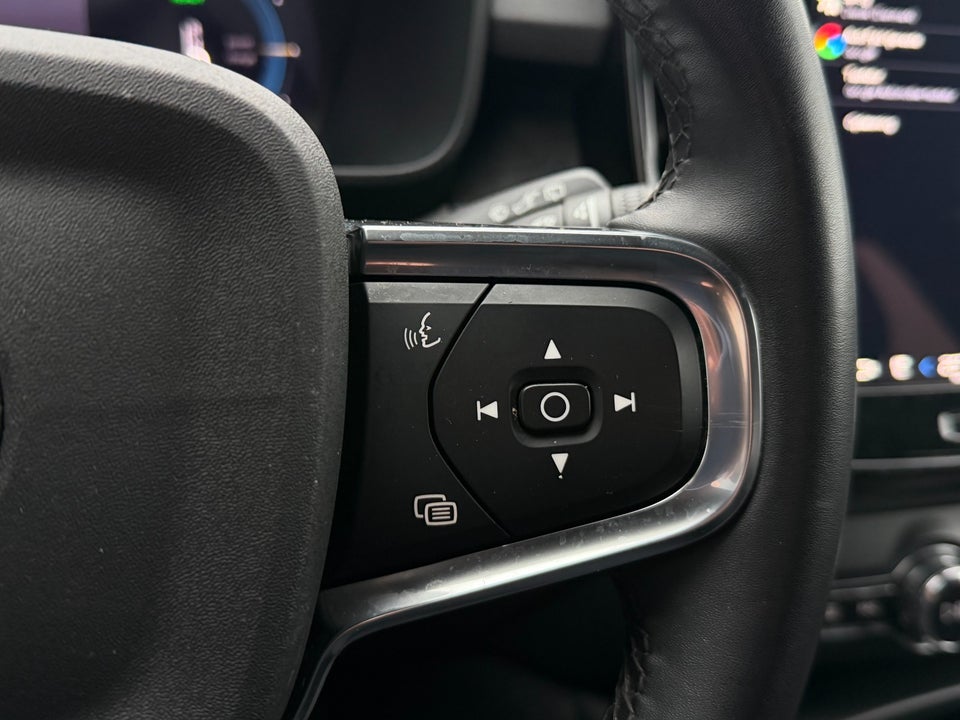 Volvo XC40 ReCharge Extended Range Core 5d