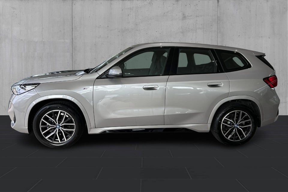 BMW iX1 eDrive20 M-Sport 5d