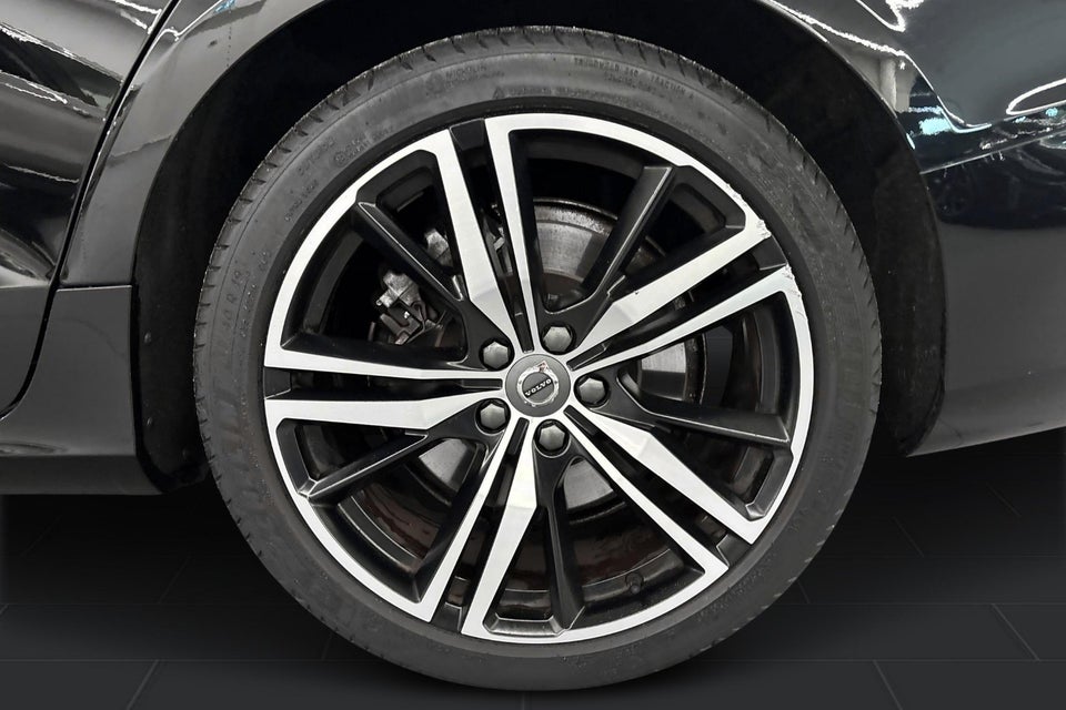 Volvo S60 2,0 T8 ReCharge R-Design aut. AWD 4d