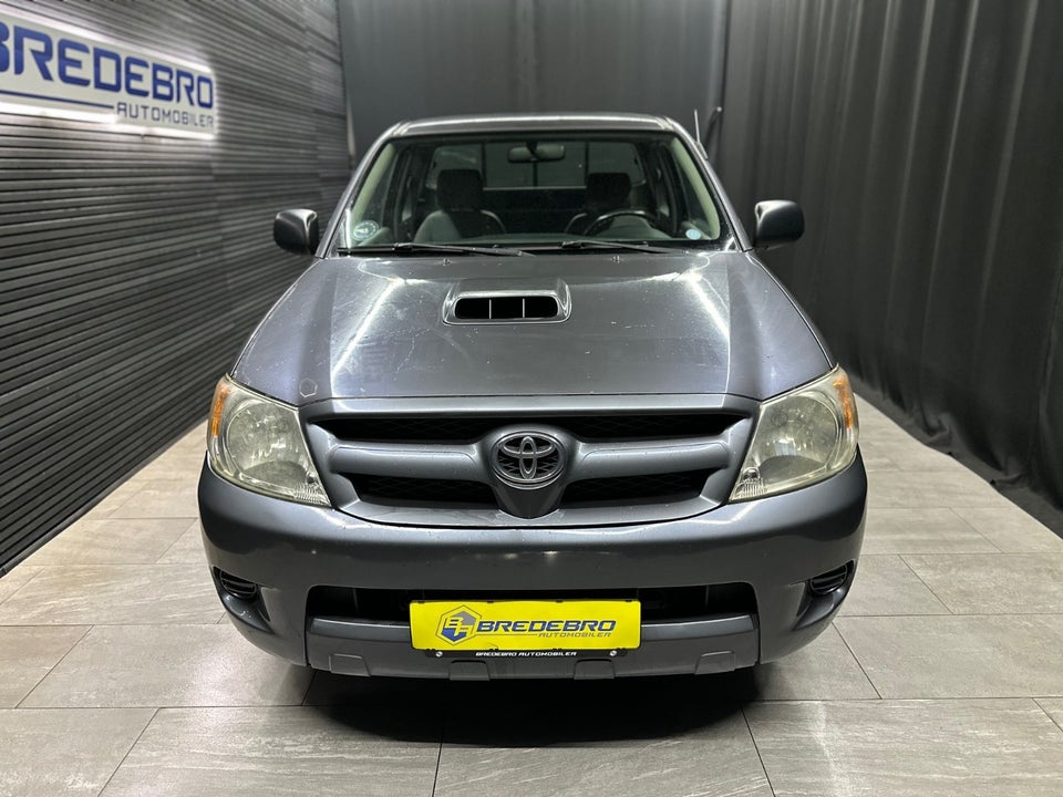 Toyota HiLux 2,5 D-4D 120 Ex.Kab 2d